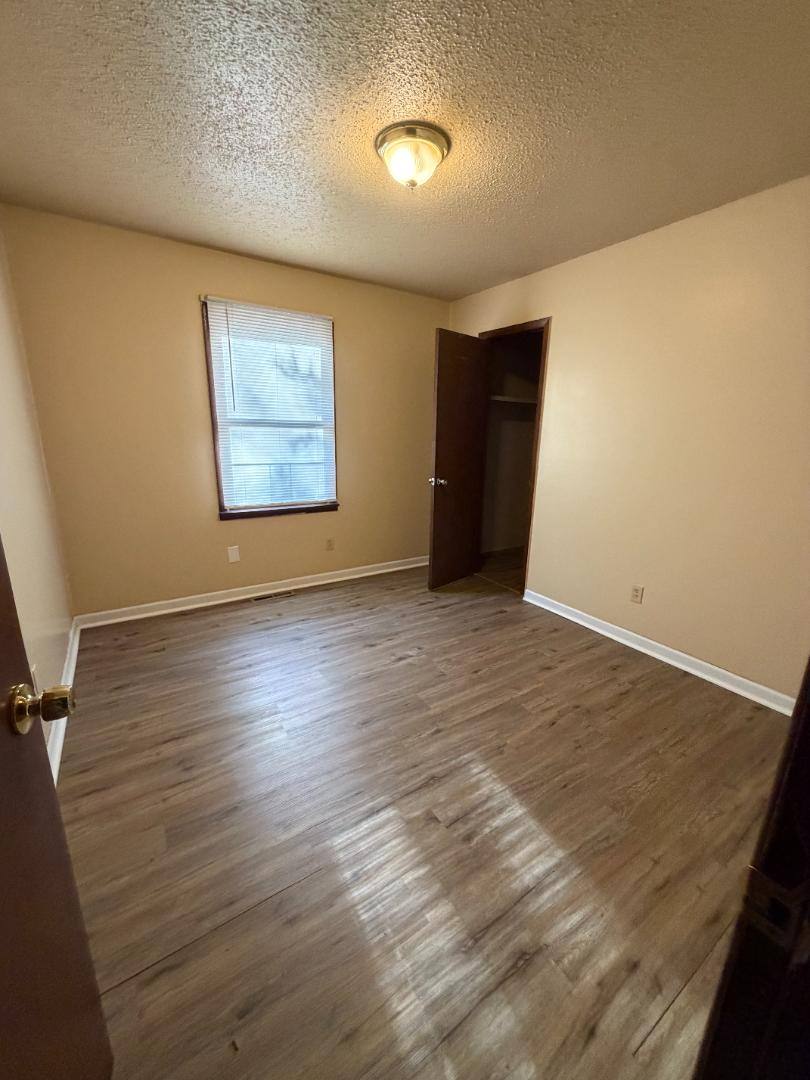 Apartment for rent at 200 Cummings St #10, Branson, MO 65616