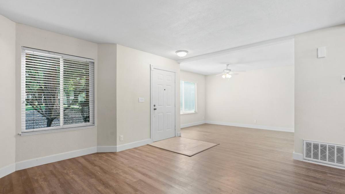 Condo for rent at 142 Village Court #142 Court-Vac, Vacaville, CA 95687