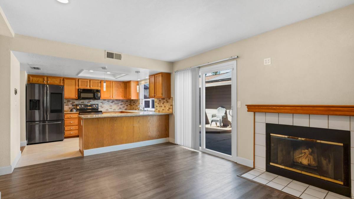 Condo for rent at 142 Village Court #142 Court-Vac, Vacaville, CA 95687