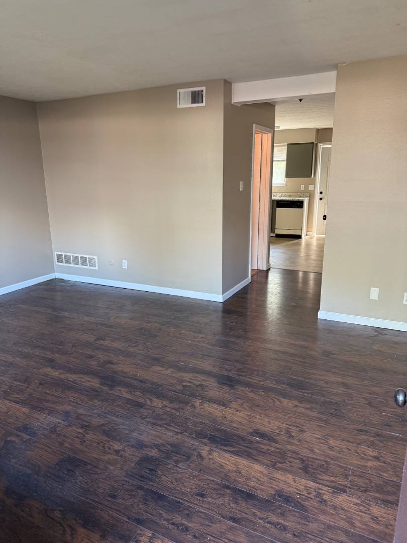 Apartment for rent at 11 W Perry St #10, Maryville, IL 62062