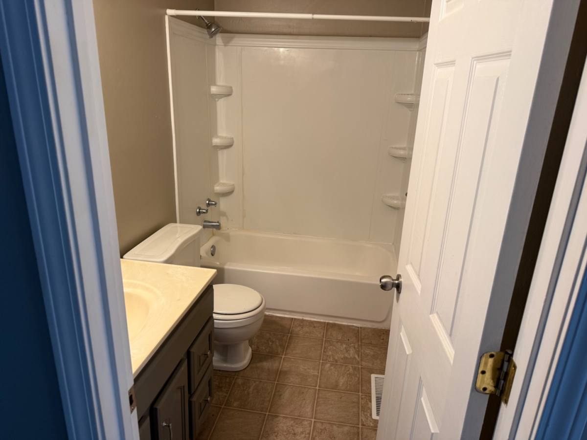 Apartment for rent at 11 W Perry St #10, Maryville, IL 62062
