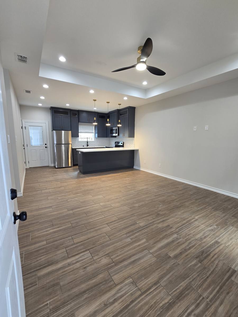 Apartment for rent at 1606 Playa Dr #2, Weslaco, TX 78596