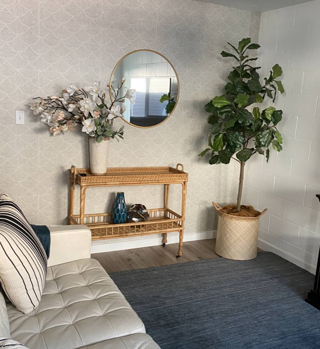 Apartment for rent at 2019 Citron St #2, Honolulu, HI 96826