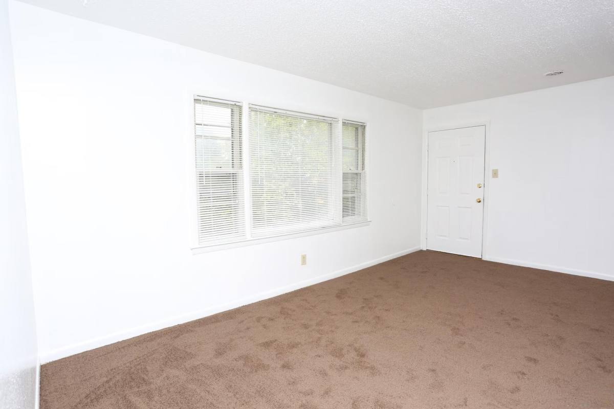 Apartment for rent at 1901, 1909 Cambridge Dr, Lexington, KY 40504