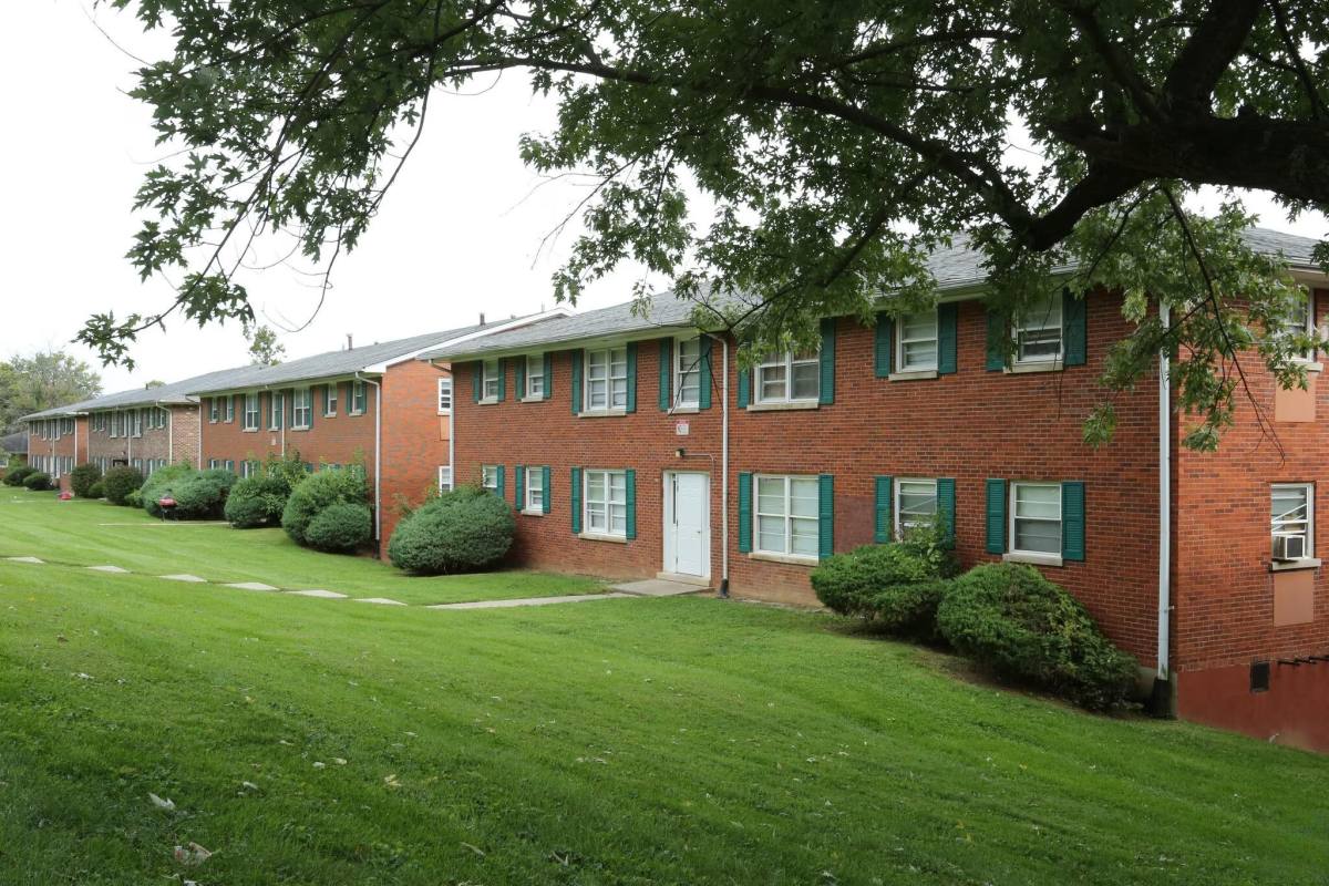 Apartment for rent at 1901, 1909 Cambridge Dr, Lexington, KY 40504