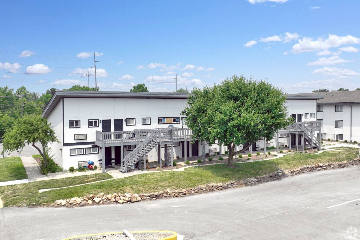 Apartment for rent at Brookhaven, 3900 N Shadeland Ave, Indianapolis, IN 46226