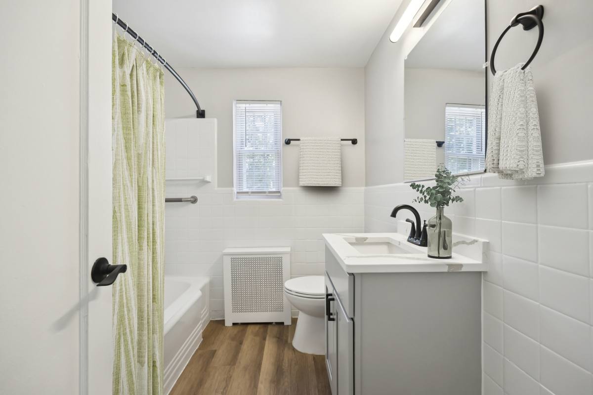Townhouse for rent at Eagle Rock at Maplewood, 10-104 Van Ness Court, Maplewood, NJ 07040