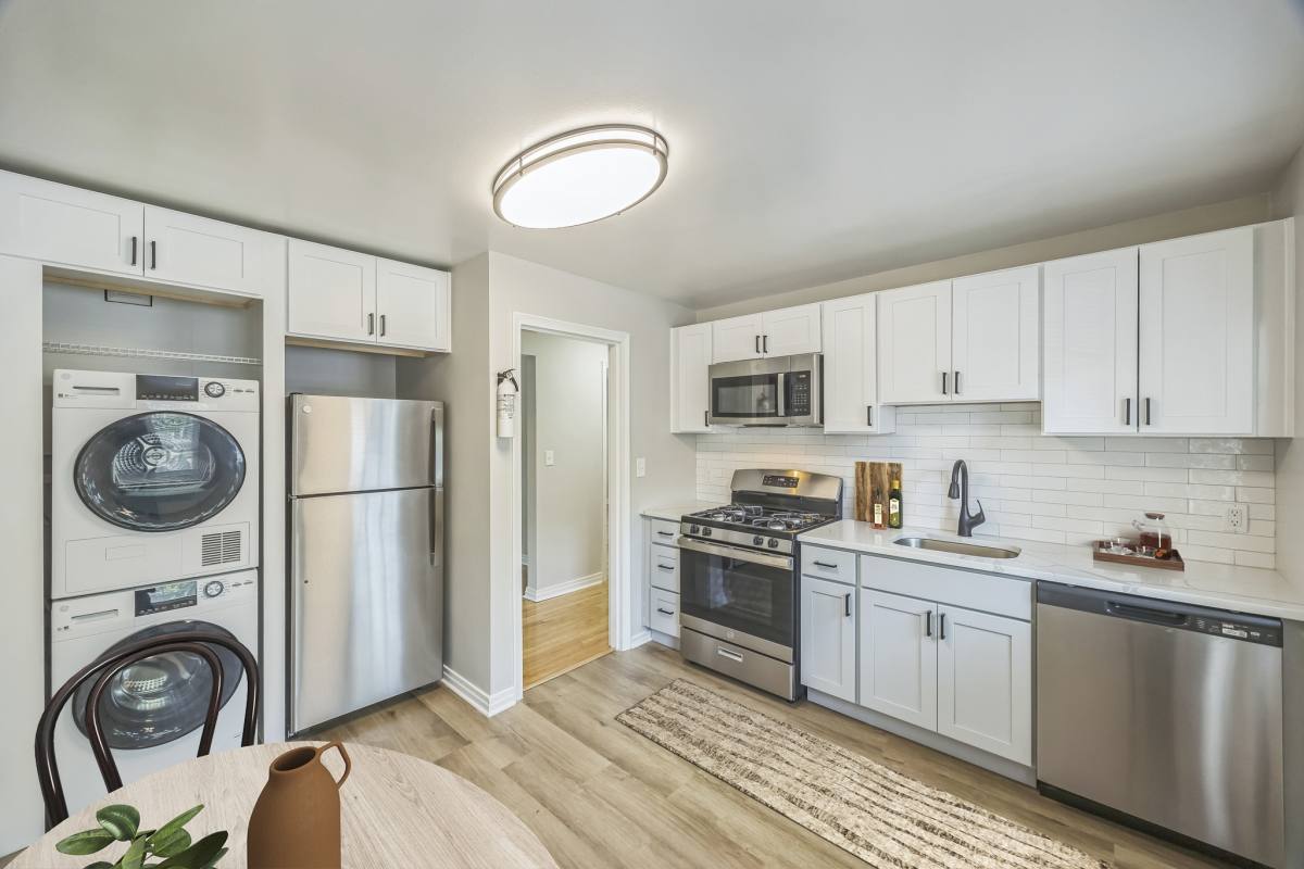 Townhouse for rent at Eagle Rock at Maplewood, 10-104 Van Ness Court, Maplewood, NJ 07040