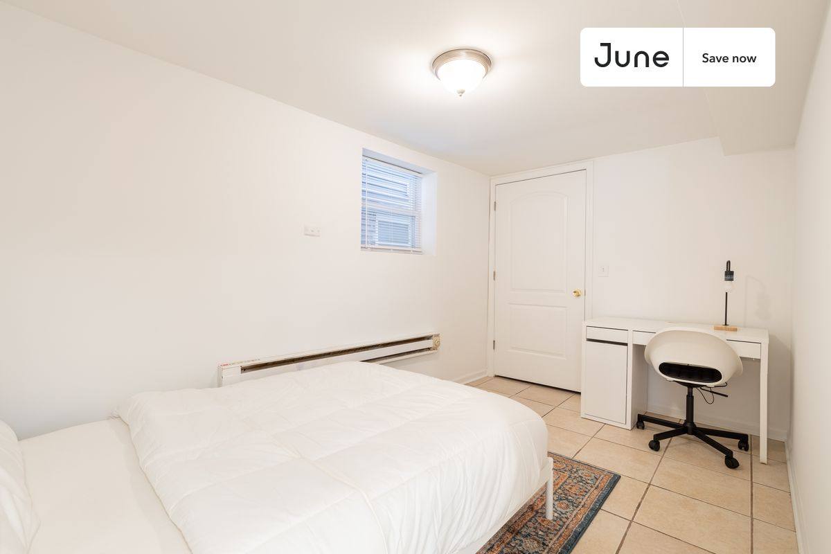 Apartment for rent at 1841 N Mozart St #1, Chicago, IL 60647