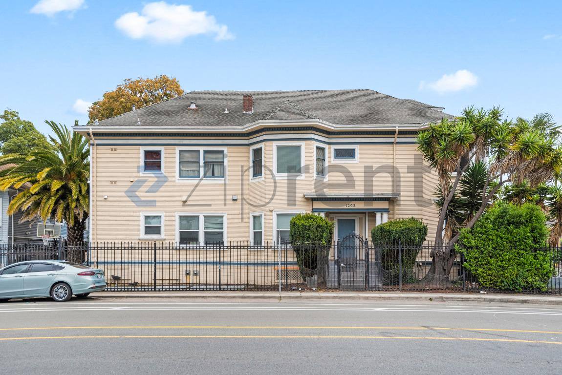 House for rent at 1202 Adeline St, Oakland, CA 94607