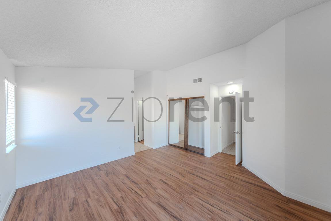 House for rent at 5327 Meredith Ave, Palmdale, CA 93552