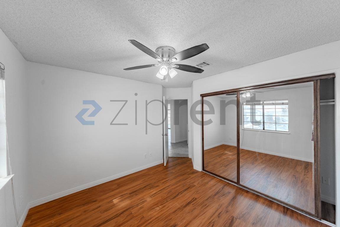 House for rent at 5327 Meredith Ave, Palmdale, CA 93552