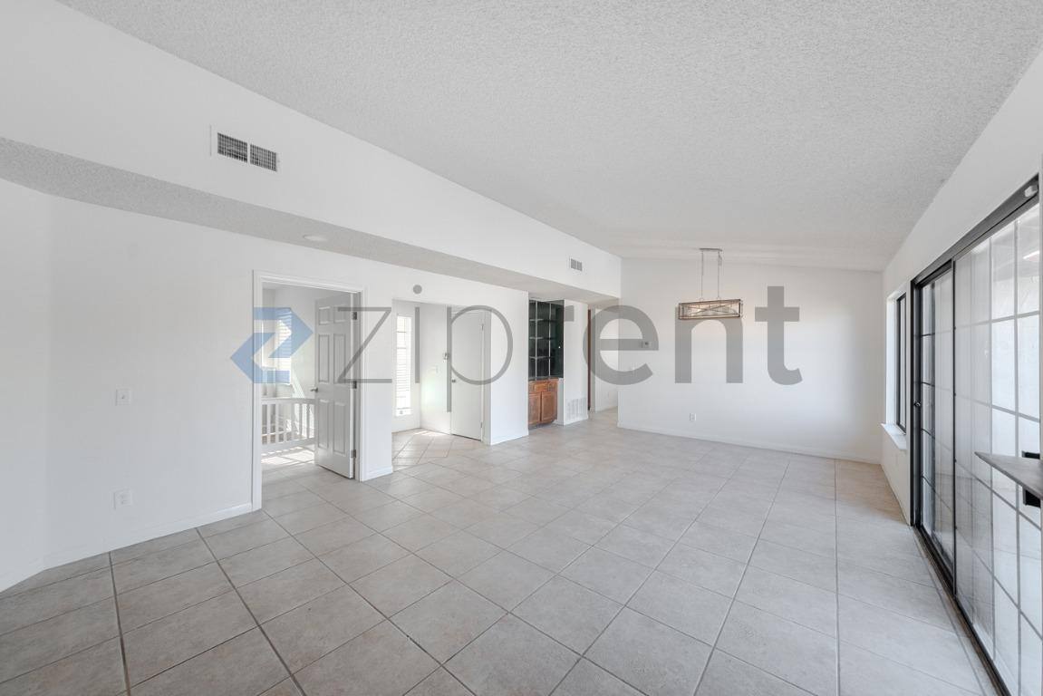 House for rent at 5327 Meredith Ave, Palmdale, CA 93552