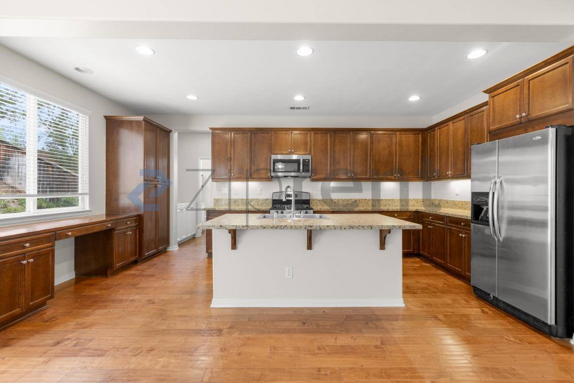 House for rent at 10798 Rosemary Way, Corona, CA 92883