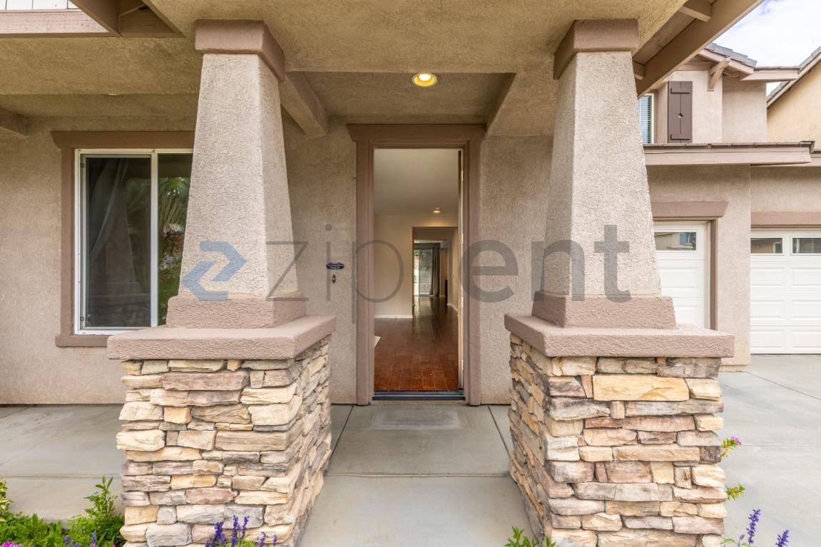 House for rent at 10798 Rosemary Way, Corona, CA 92883