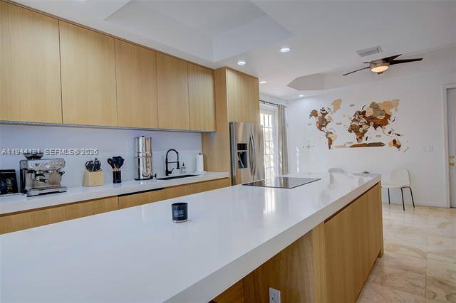 Townhouse for rent at 4867 Ponce De Leon Blvd, Miami, FL 33146