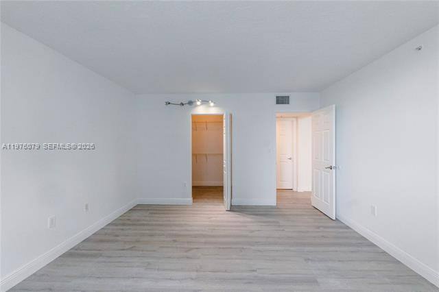 Apartment for rent at 1155 Brickell Bay Dr #2204, Miami, FL 33131