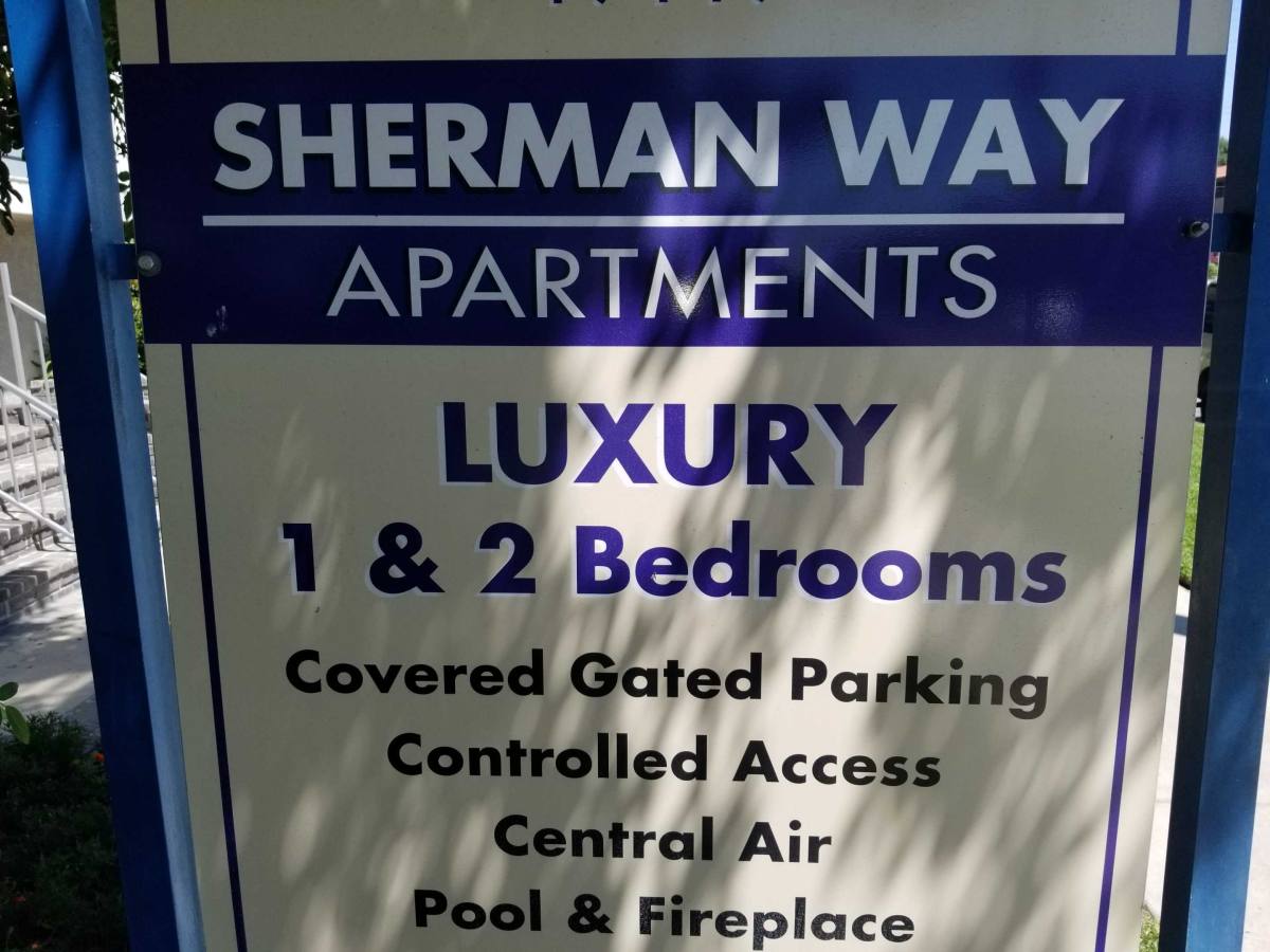 Apartment for rent at 19129 Sherman Way #206, Reseda, CA 91335