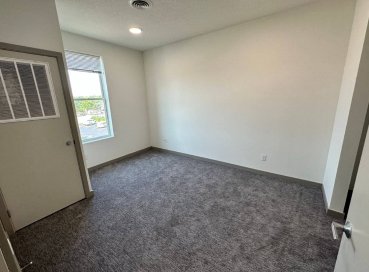 Apartment for rent at 103 W Lyon St, Marshall, MN 56258