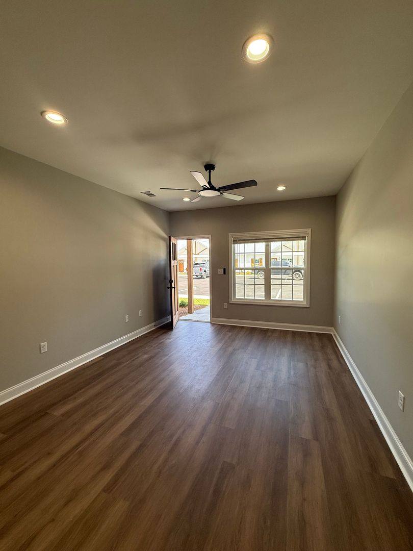 Apartment for rent at 515 Birch St, Adel, GA 31620