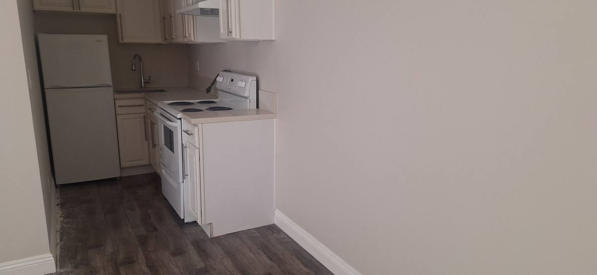 Apartment for rent at 1333 Las Palmas Ave, Los Angeles, CA 90028