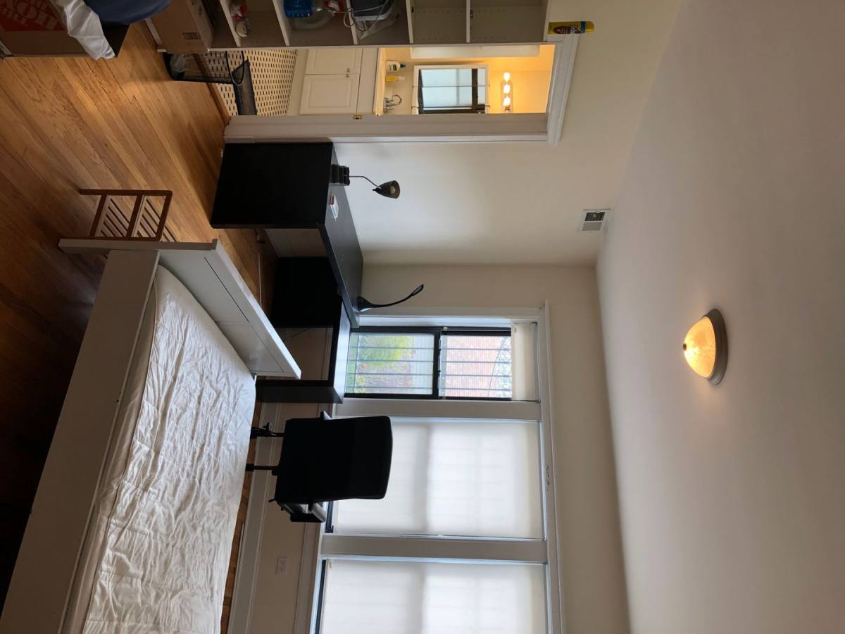 Apartment for rent at 5430-32 S Harper Ave, Chicago, IL 60615