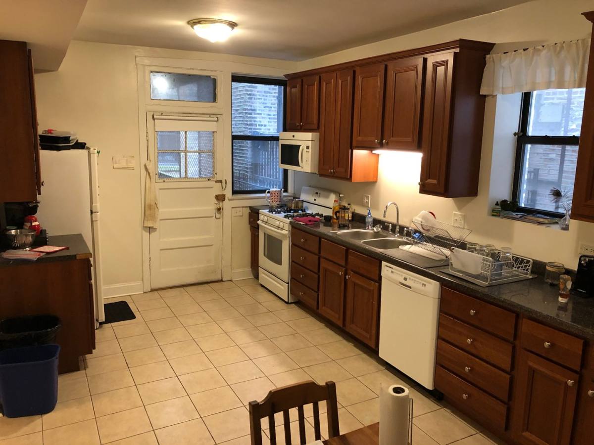 Apartment for rent at 5430-32 S Harper Ave, Chicago, IL 60615