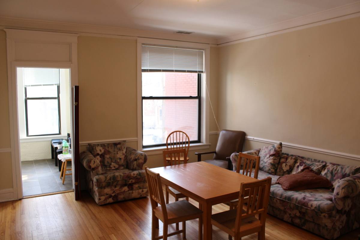 Apartment for rent at 5436-38 S Harper Ave, Chicago, IL 60615