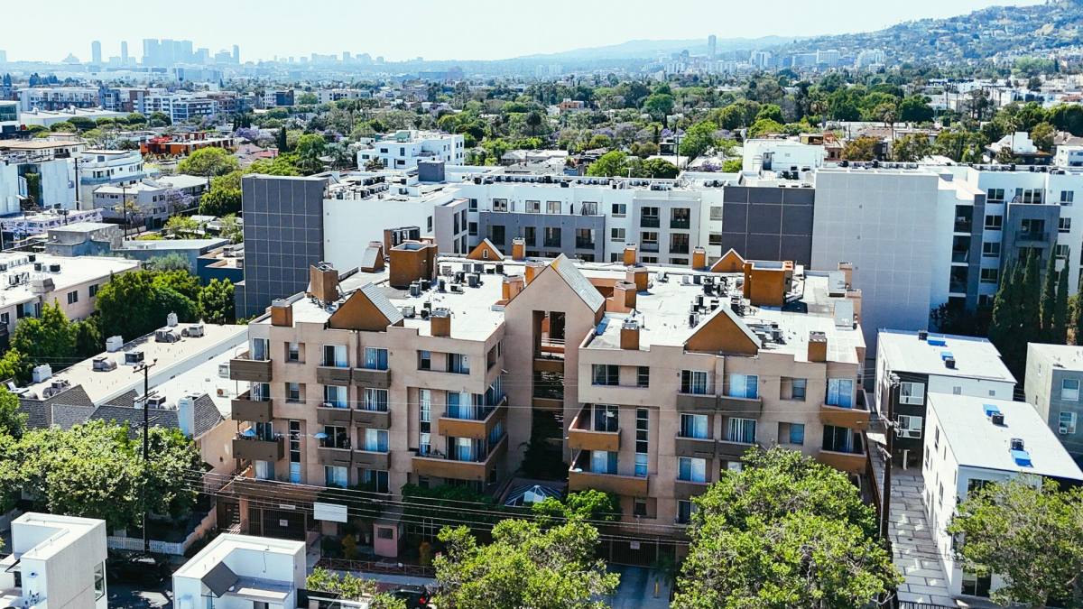 Apartment for rent at 1229 N Sycamore Ave, Los Angeles, CA 90038