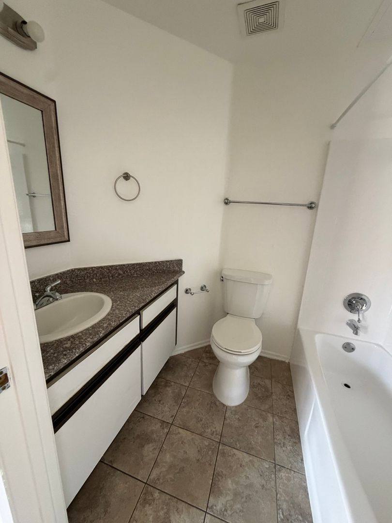 Apartment for rent at 1229 N Sycamore Ave, Los Angeles, CA 90038