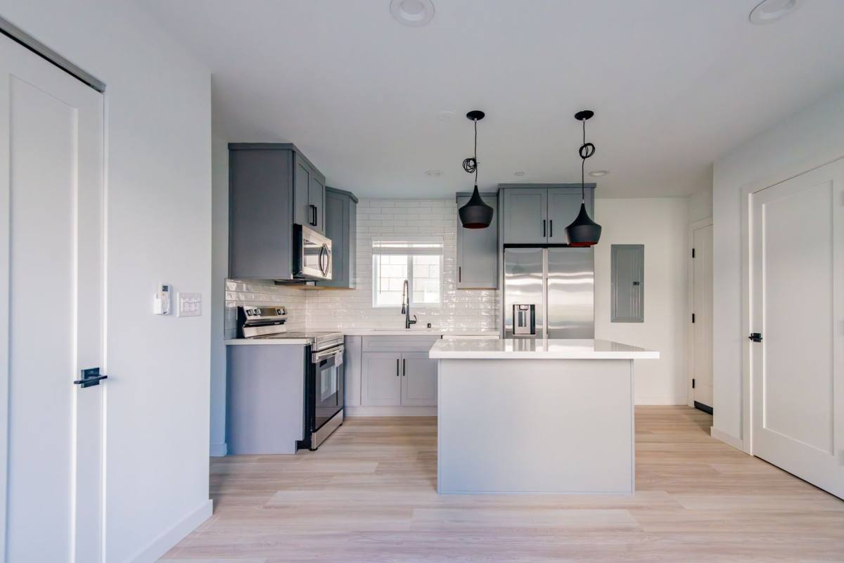 Apartment for rent at 2602 Carnegie Lane, Redondo Beach, CA 90278