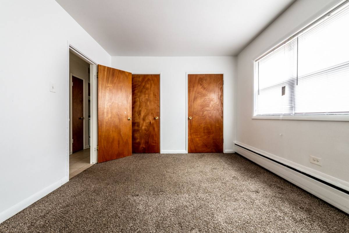 Apartment for rent at 5015 W Jackson Blvd, Chicago, IL 60644