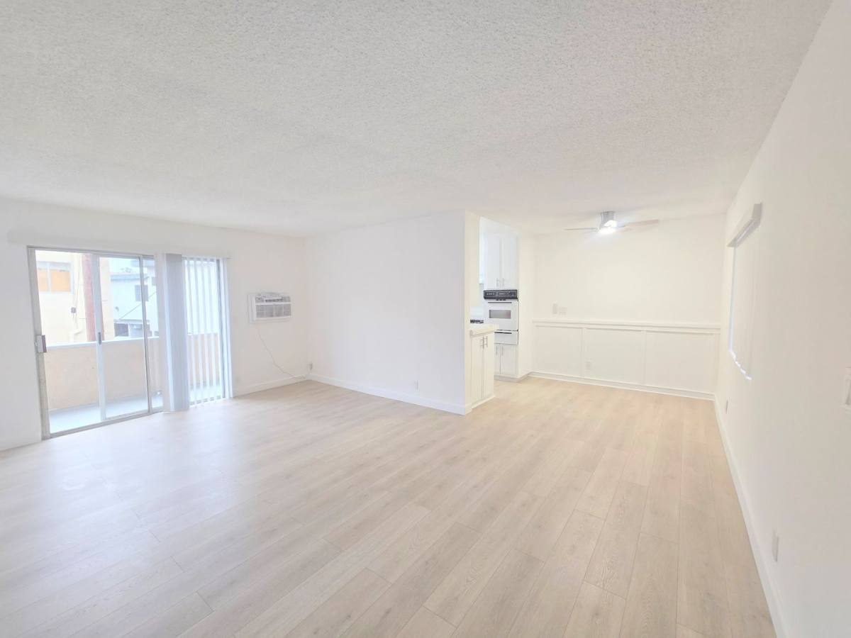 Apartment for rent at 8750 Topanga Canyon Blvd, Canoga Park, CA 91304