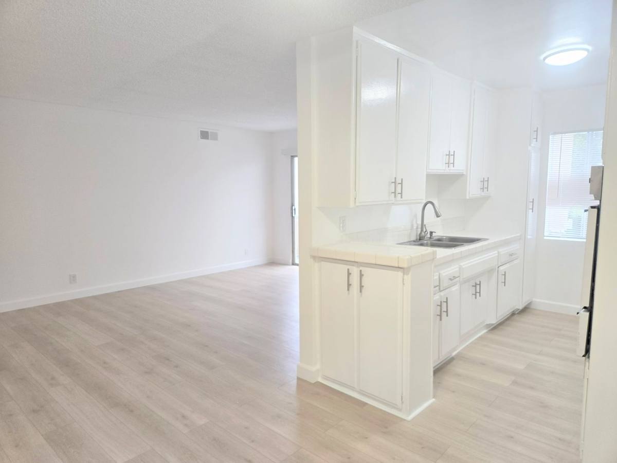Apartment for rent at 8750 Topanga Canyon Blvd, Canoga Park, CA 91304