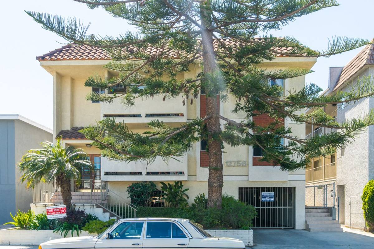 Apartment for rent at 12756 Caswell Ave, Los Angeles, CA 90066
