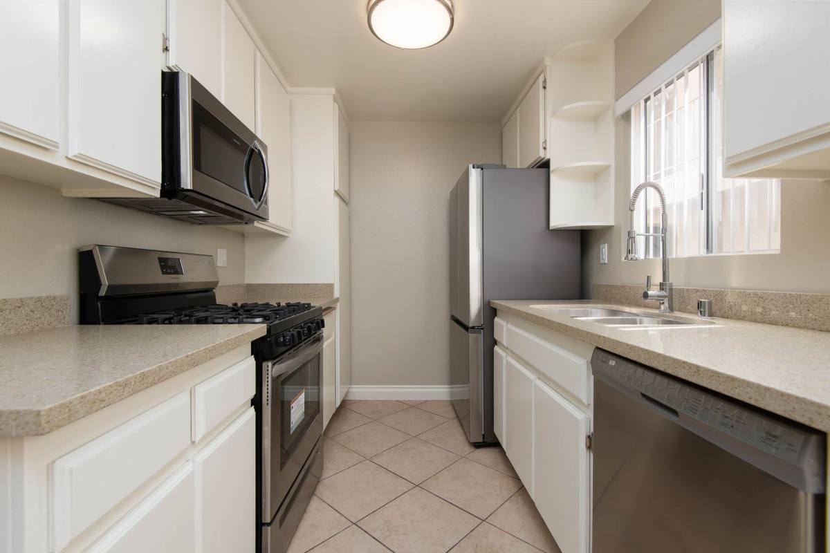 Apartment for rent at 12756 Caswell Ave, Los Angeles, CA 90066