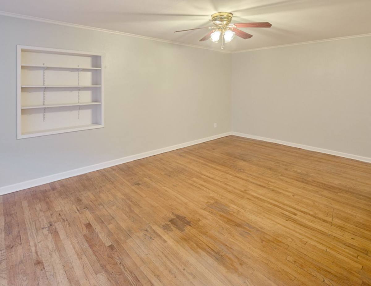 Apartment for rent at 1520 25th St, Everett, WA 98201