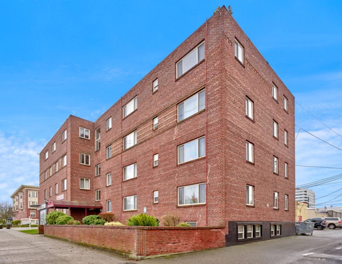Apartment for rent at 1520 25th St, Everett, WA 98201