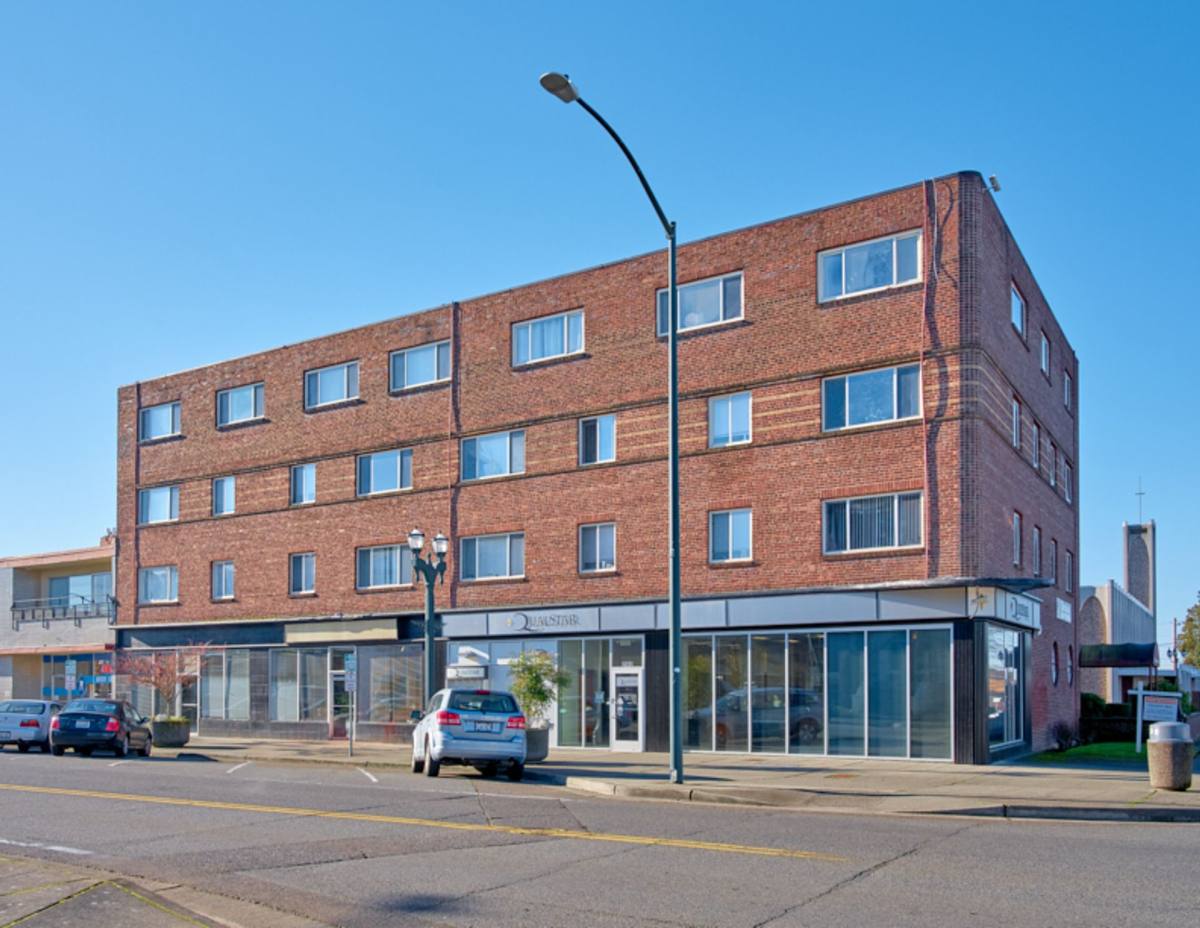Apartment for rent at 1520 25th St, Everett, WA 98201