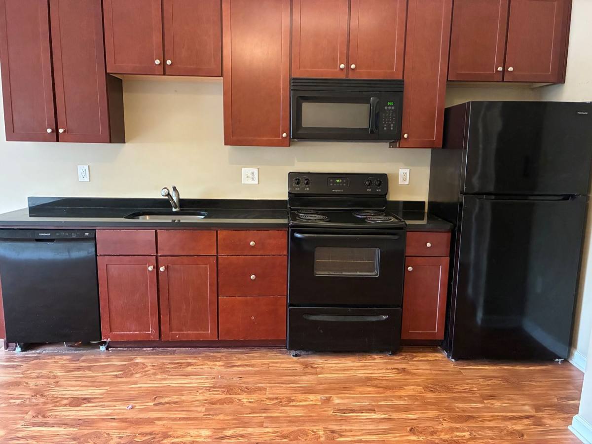 Apartment for rent at 1201 W City Point Rd, Hopewell, VA 23860