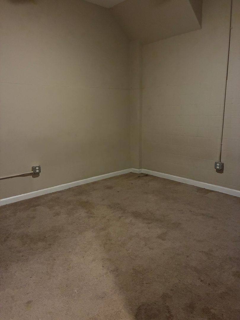 Apartment for rent at 1201 W City Point Rd, Hopewell, VA 23860