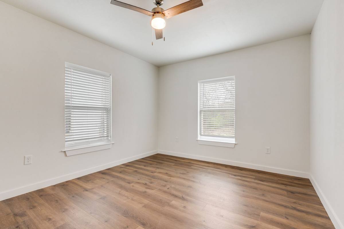 Apartment for rent at 918 McIlvaine, San Antonio, TX 78201