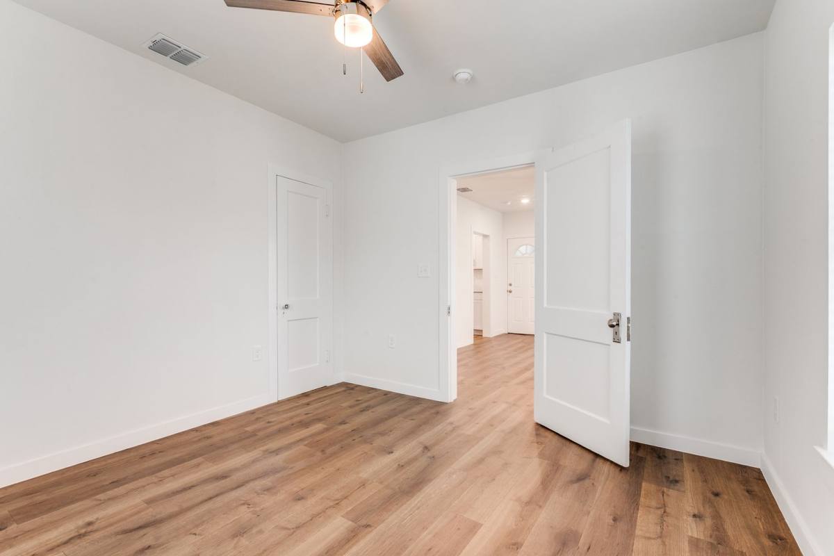 Apartment for rent at 920 McIlvaine, San Antonio, TX 78201