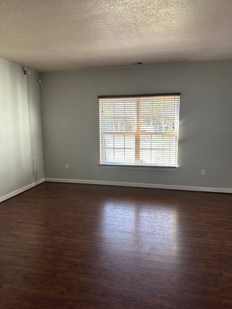 House for rent at 488 S Birdneck Rd, Virginia Beach, VA 23451