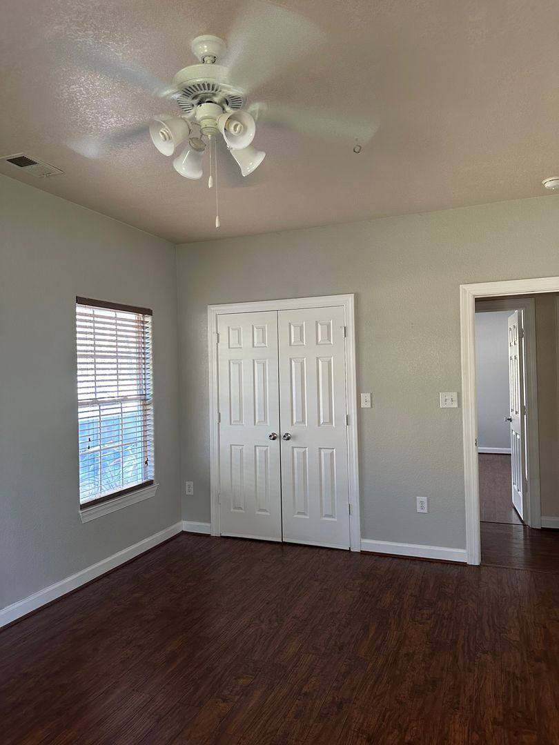 House for rent at 488 S Birdneck Rd, Virginia Beach, VA 23451