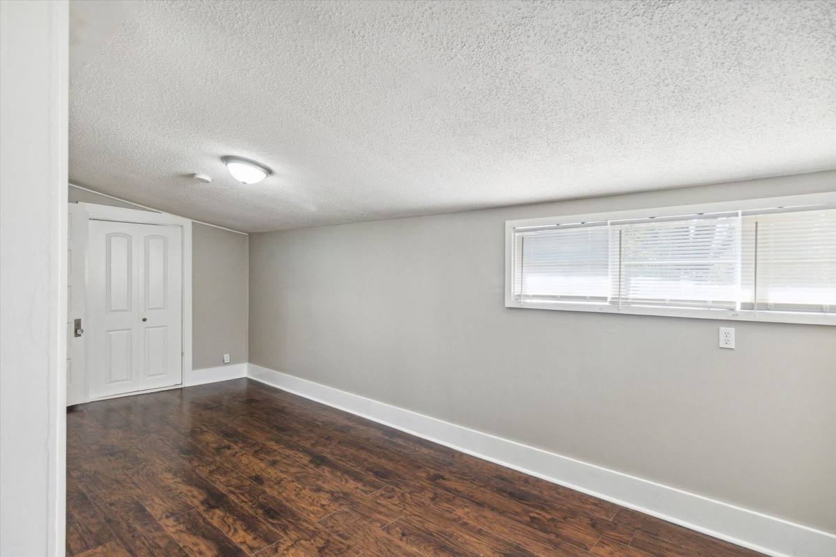 Apartment for rent at 1301 E 32nd St, Savannah, GA 31404