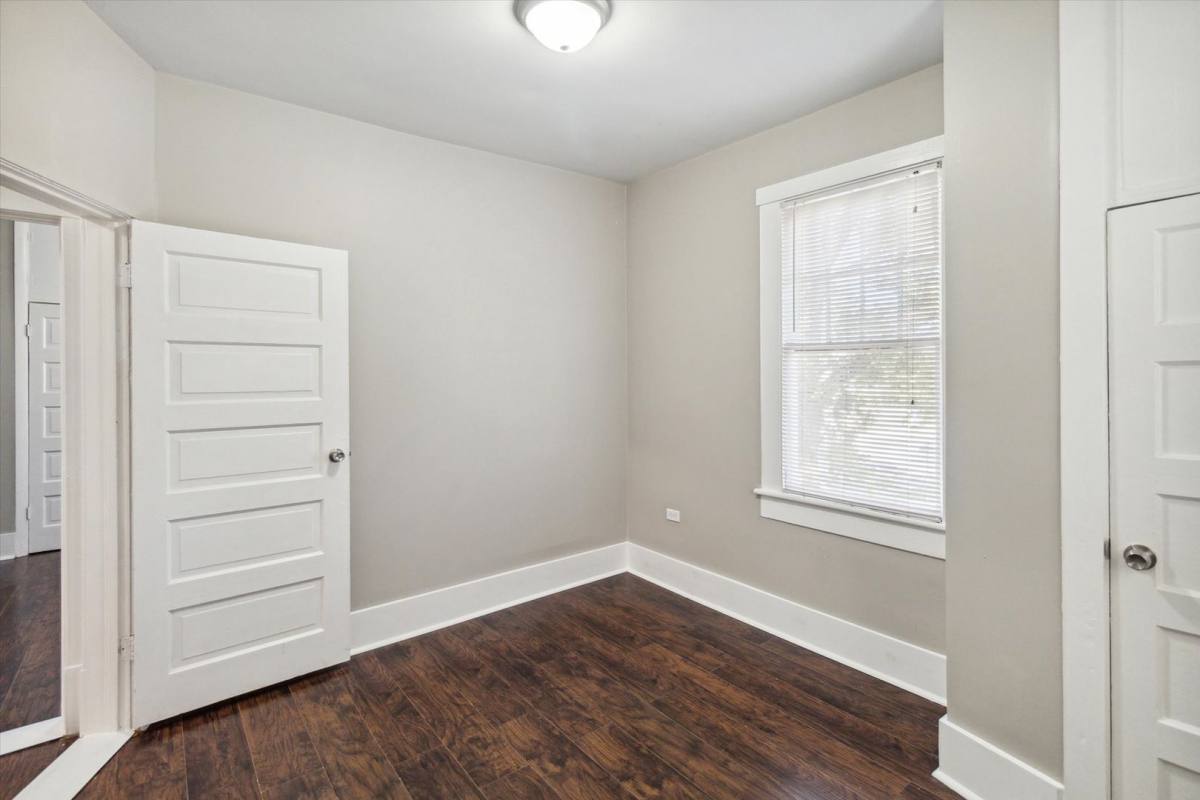 Apartment for rent at 1301 E 32nd St, Savannah, GA 31404