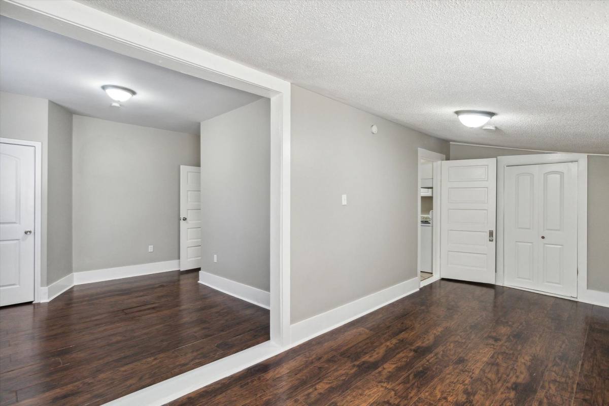 Apartment for rent at 1301 E 32nd St, Savannah, GA 31404