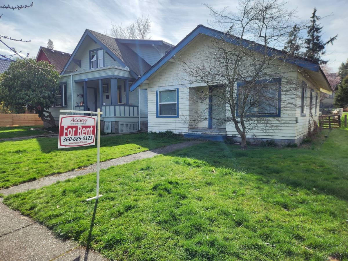House for rent at 1155 Grant St, Bellingham, WA 98225