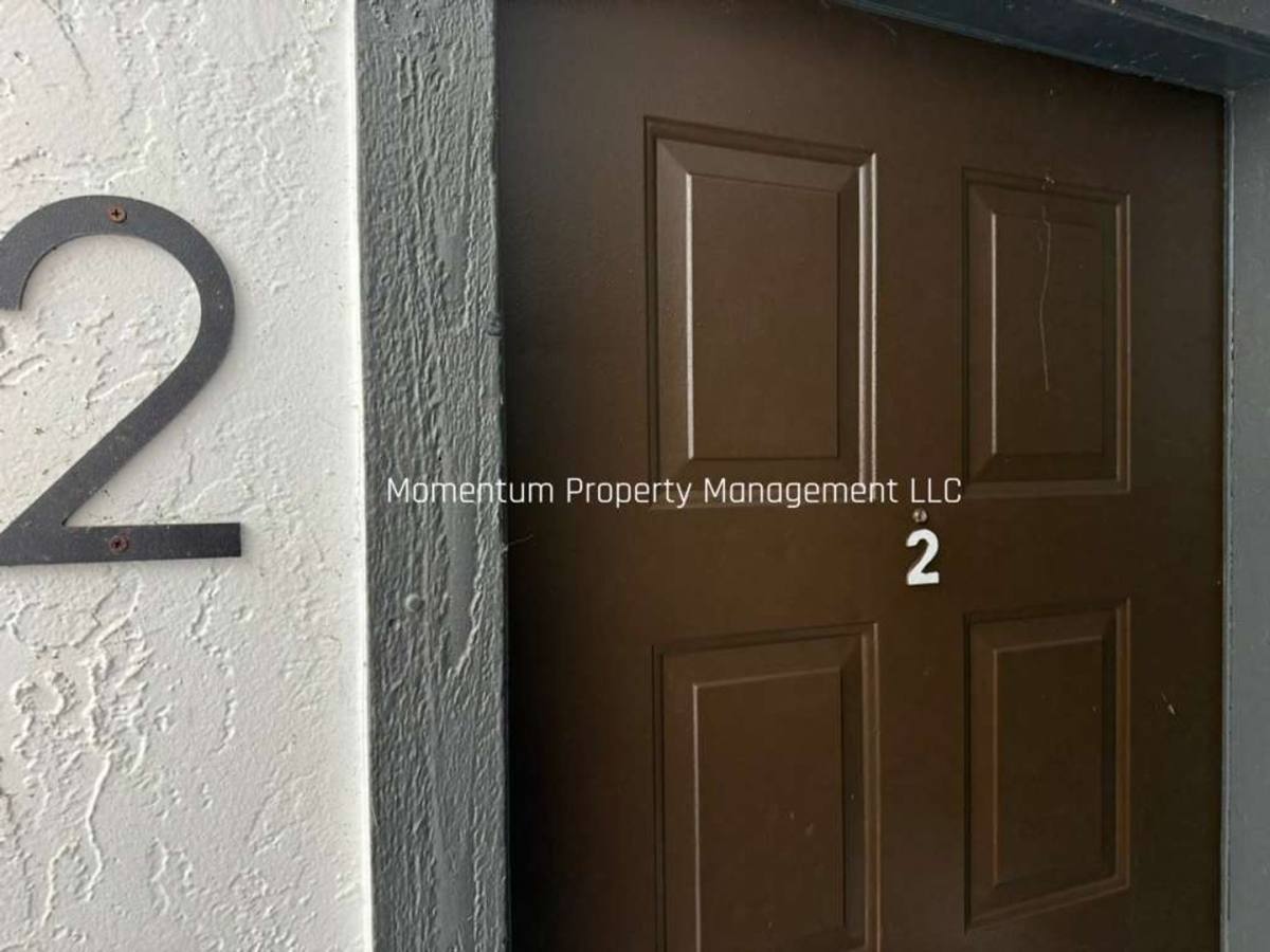 Apartment for rent at 198 N Fernwood, Clearwater, FL 33765